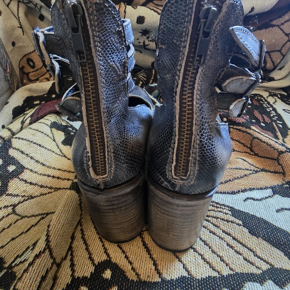 FREEBIRD Randi Reptile Snake Pewter Gray Heeled Leather Shoes - Size 10 NEW FIRM - Picture 11 of 15